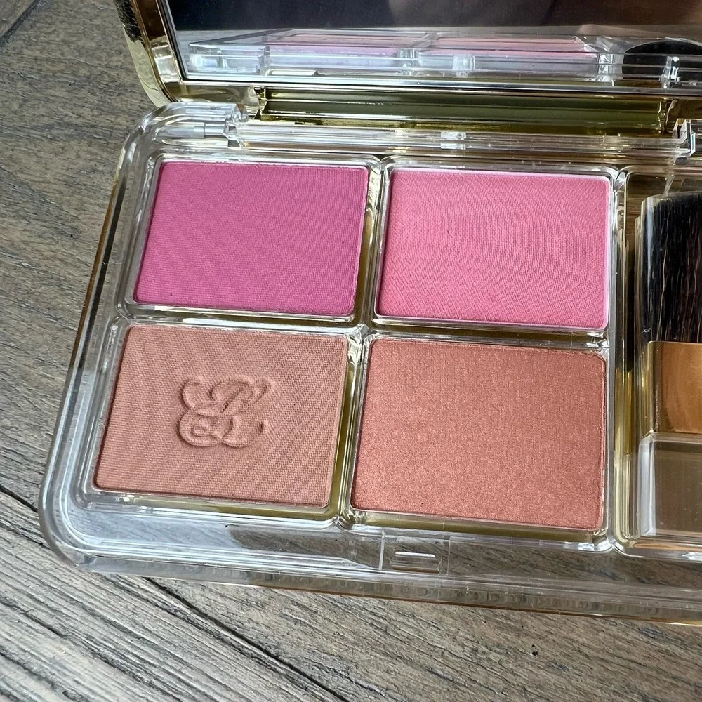 Estee Lauder Deluxe All Over Face Compact Blush Pink Bronze Goddess Bronzer